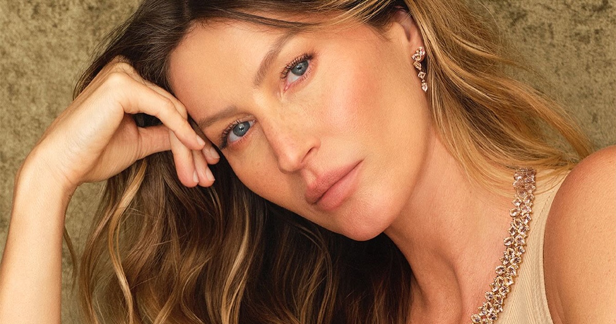 Gisele Bundchen Shines in Vivara's Luxe New Jewelry